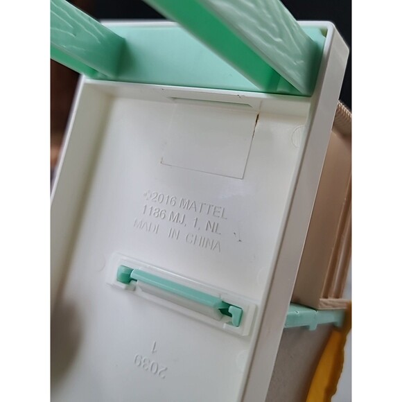 Barbie Veterinarian Lot USED, READ DESCRIPTION - Picture 9 of 10